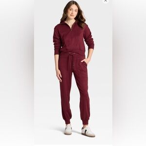 Universal Thread Maroon Knit Jogger Set